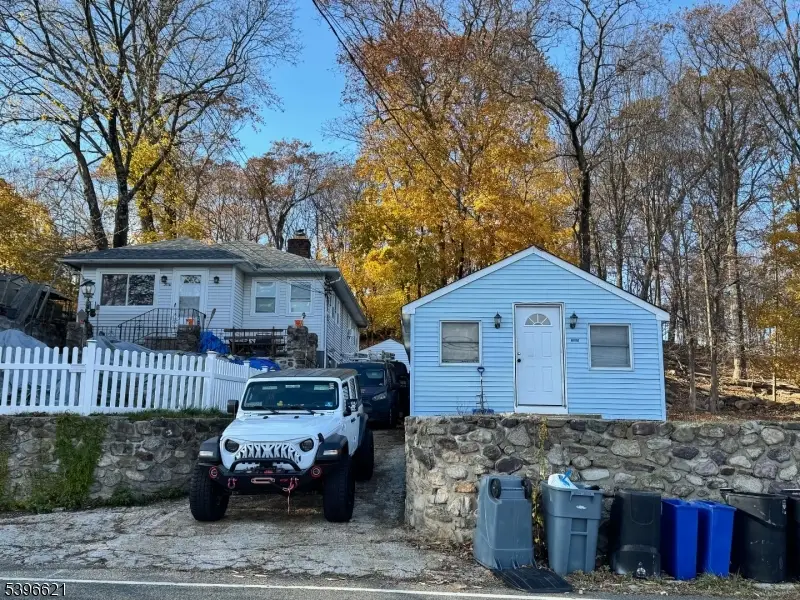 311 Lakeside Ave, Hopatcong, NJ 07834 - Image #3