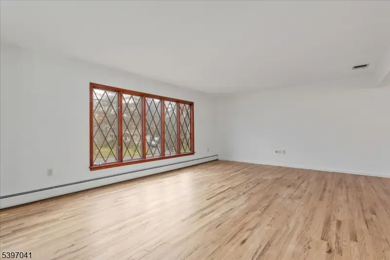 44 Madison St, Long Hill, NJ 07933 - Image #3