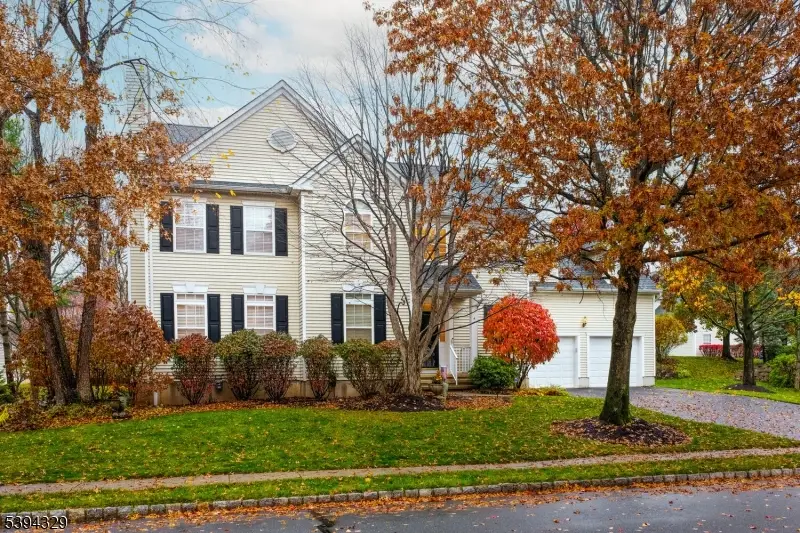 4 Hansom Rd, The Hills, NJ 07920 - Image #1