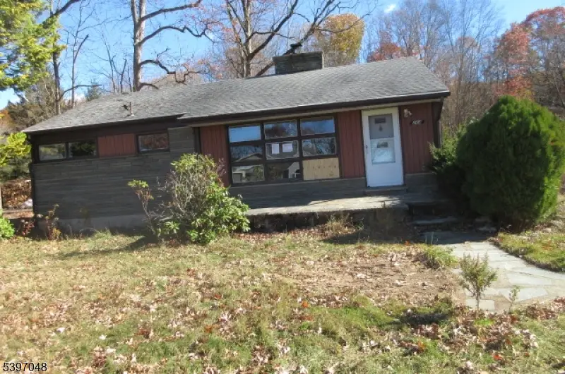 264 Cozy Lake Rd, Oak Ridge, NJ 07438 - Image #1