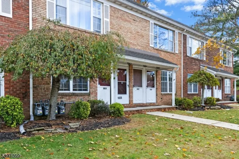 1033 Cellar Ave, Scotch Plains, NJ 07076 - Image #2