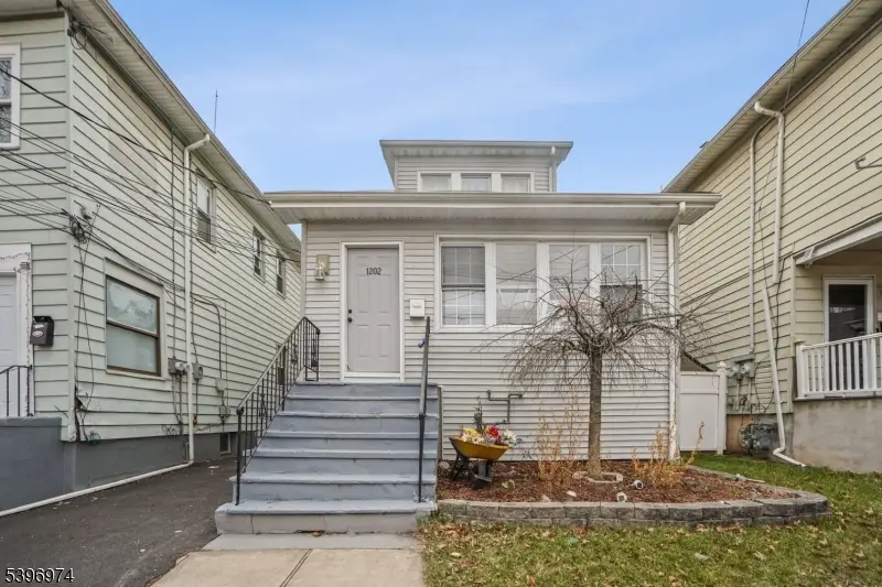 1202 Warren St, Roselle, NJ 07203 - Image #1
