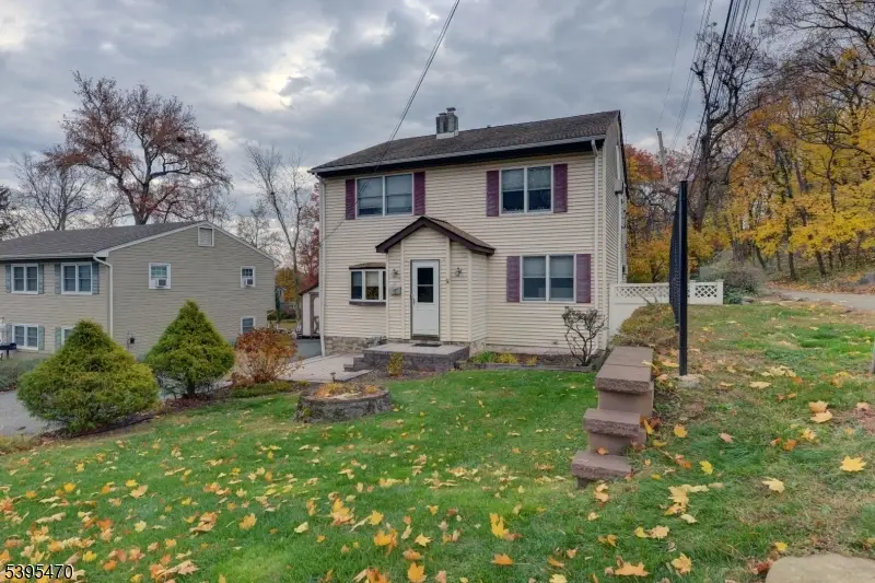 27 Iroquois Avenue, Lincoln Park, NJ 07035 - Image #3