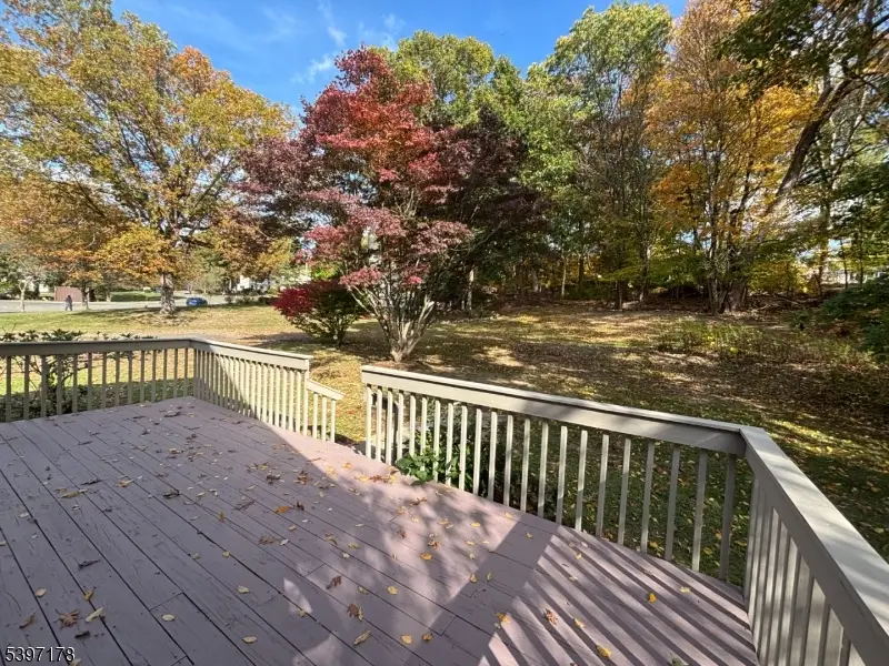 189 Stonegate Ln, Stanhope, NJ 07874 - Image #2