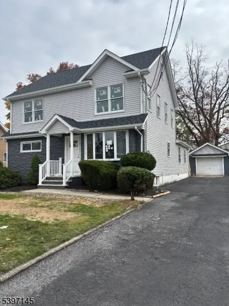 81 Hutchinson St, Clark Twp., NJ 07066