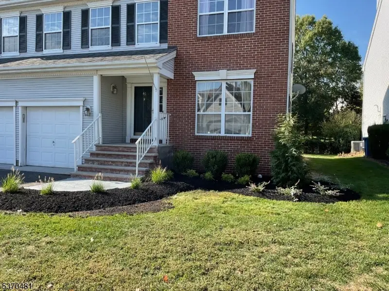 46 Strawberry Hill Rd, Branchburg, NJ 08876 - Image #2