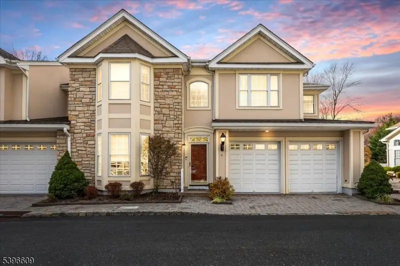 4 Ayers Ct, Metuchen, NJ 08840 - Image #2