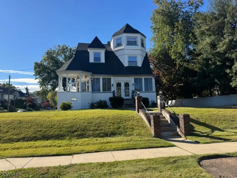 416 Center St, Garwood, NJ 07027 - Image #2