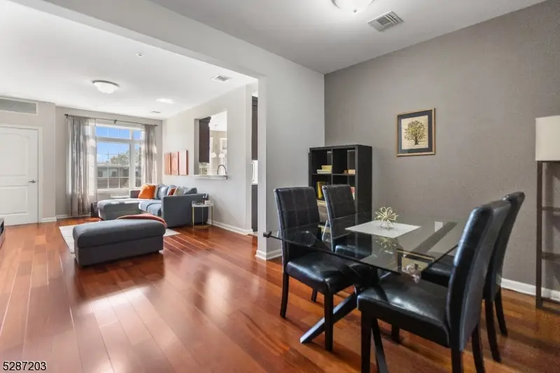 104 E Elizabeth Ave, Linden, NJ 07036 - Image #3