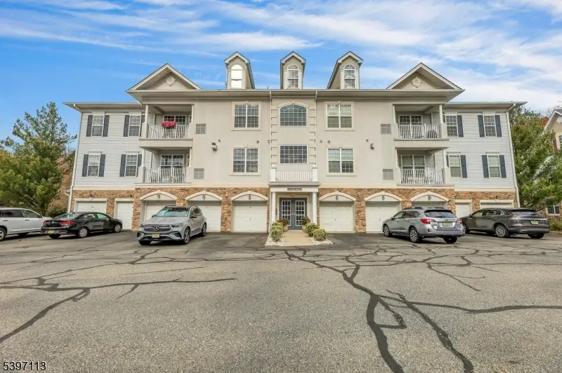 6 Cliff Rd #D2, Woodland Park, NJ 07424 - #1