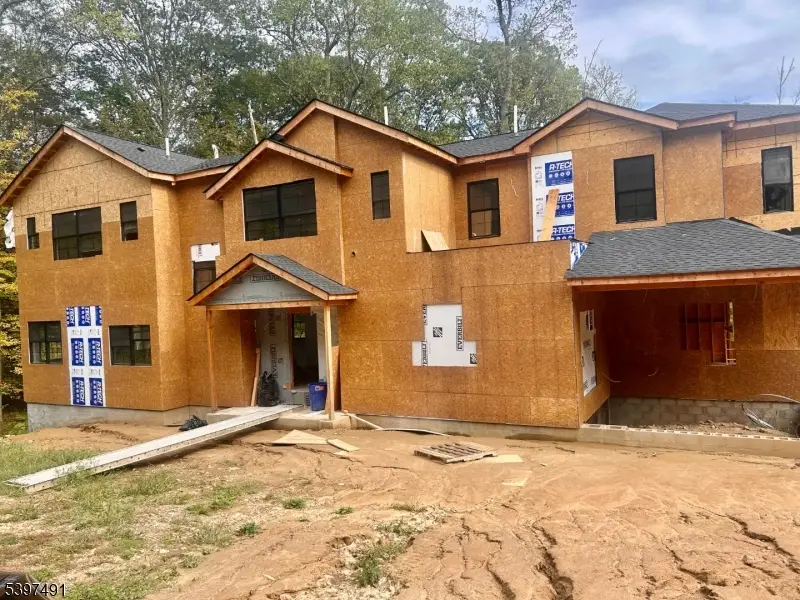 49 Northwood Rd, Hopatcong, NJ 07849 - Image #2