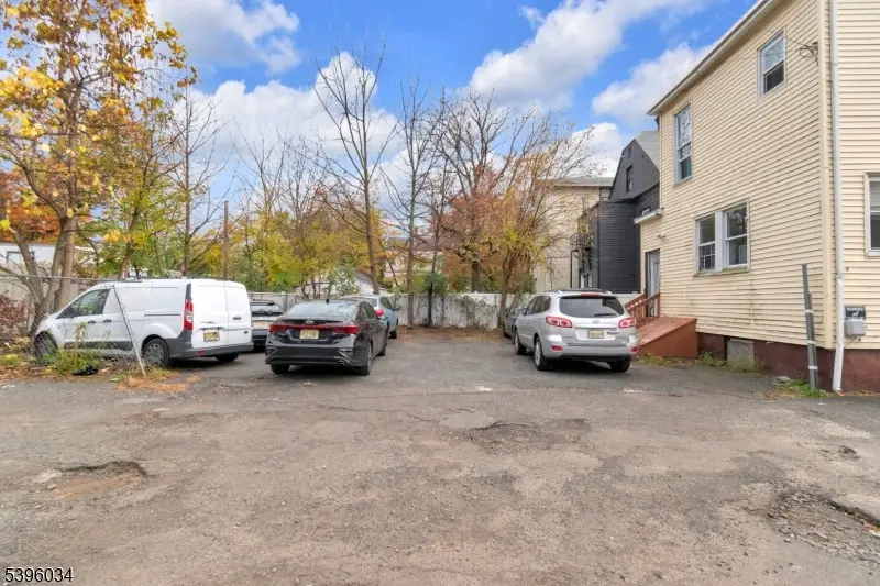 195 Park Ave, City Of Orange, NJ 07050 - Image #3