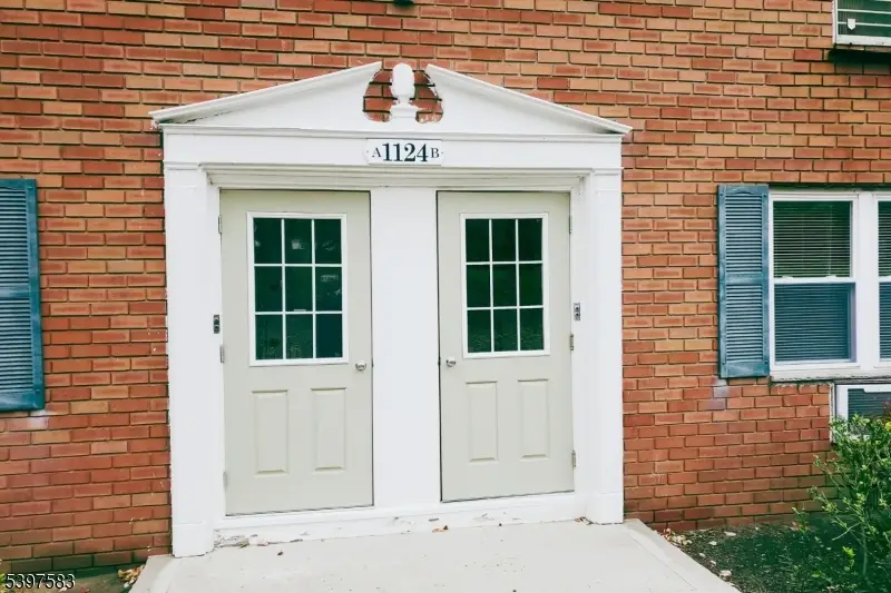 1124-1B Valley Rd #1B, Wayne, NJ 07470 - Image #1