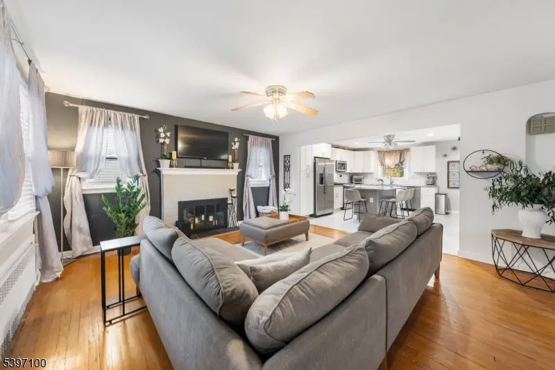 602 Maplewood Ave, Roselle Park, NJ 07204 - Image #3