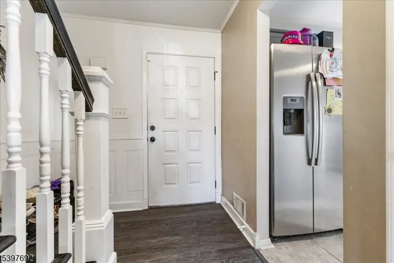 112 Wildflower Ln, Hillsborough, NJ 08844 - Image #3