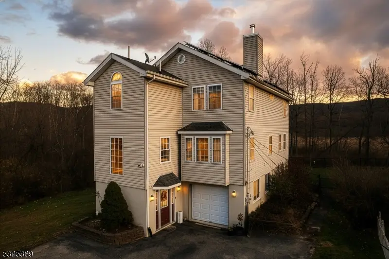 50 Quarry Rd, Hamburg, NJ 07419 - Image #1