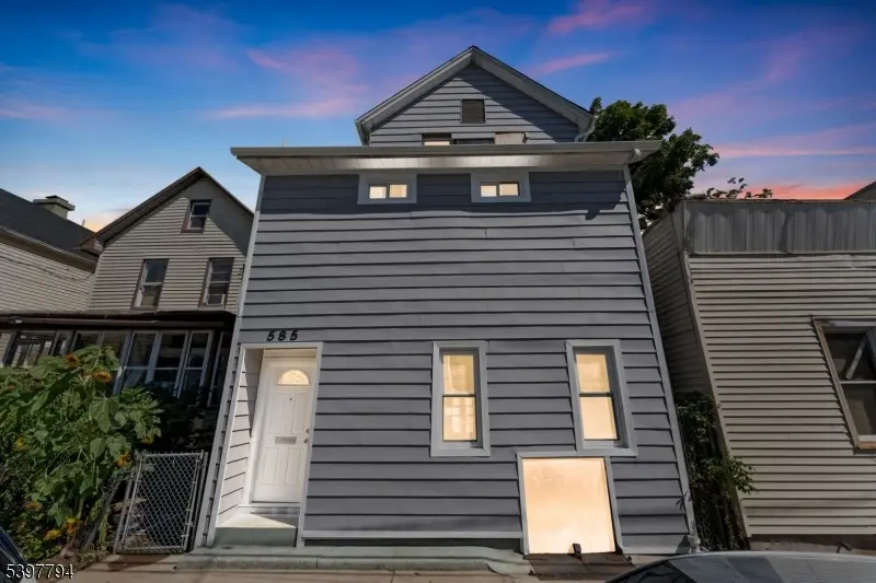 585 Mcchesney St, City Of Orange, NJ 07050 - Image #1