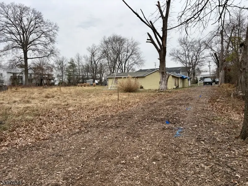 8 Reasoner Ln, Flemington, NJ 08822 - Image #3