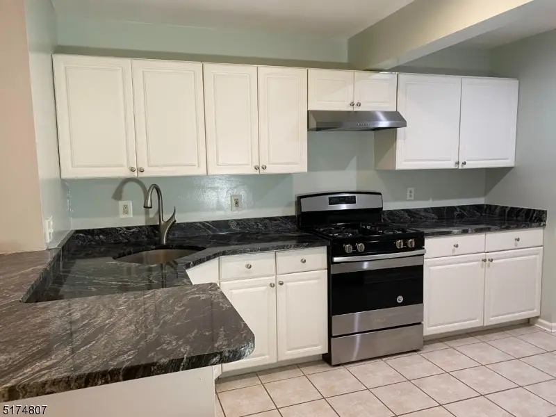 23 Mc Clelland Way, Clifton, NJ 07012 - Image #3