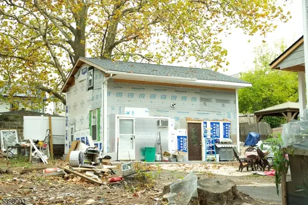 39 Wolcott Ter, Newark City, NJ 07112