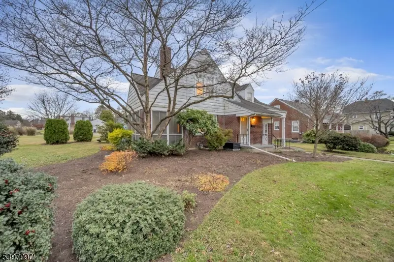 240 Aurora St, Delaware Park, NJ 08865 - Image #3