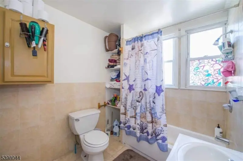 24 Taylor St, Newark, NJ 07104 - Image #3