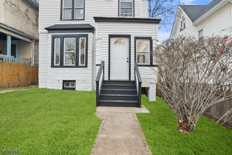 237 Cleveland St, City Of Orange, NJ 07050 - Image #3