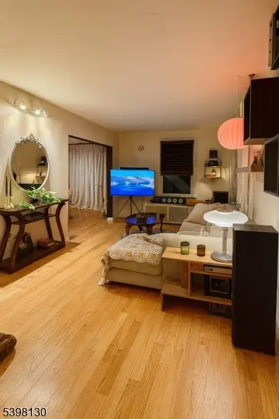 56 Gould St, Clifton, NJ 07013 - Image #2