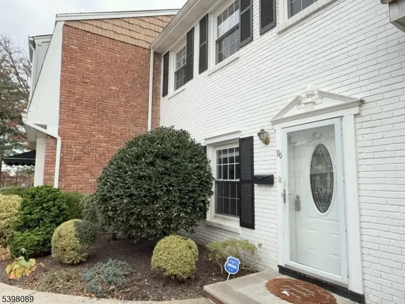 96 Wick Dr, Woodbridge Township, NJ 08863 - Image #2