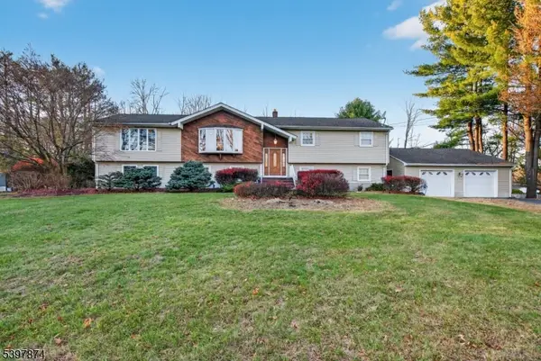 28 Deerfield Drive, Hardyston Twp., NJ 07416