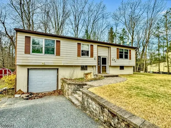 54 Shadyside Rd, West Milford Twp., NJ 07421