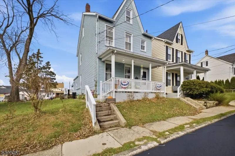 451 Pursel St, Phillipsburg, NJ 08865 - Image #2