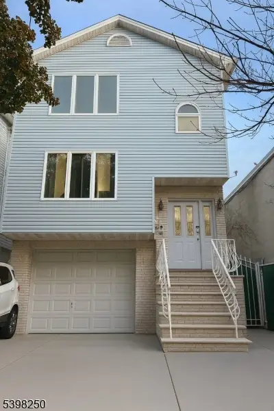 63 Chambers St, Newark, NJ 07105 - Image #1