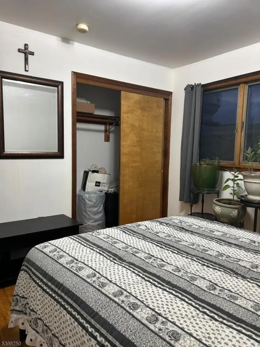 63 Chambers St, Newark, NJ 07105 - Image #2