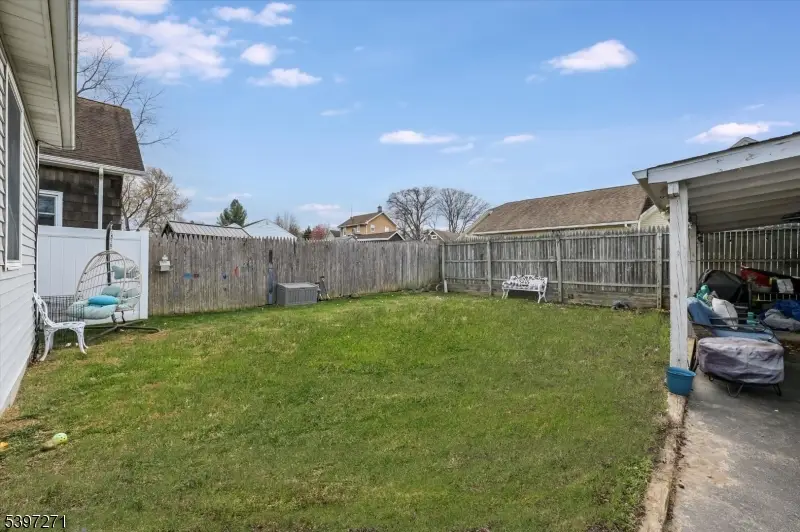 19 Pearl St, Bloomingdale, NJ 07403 - Image #2