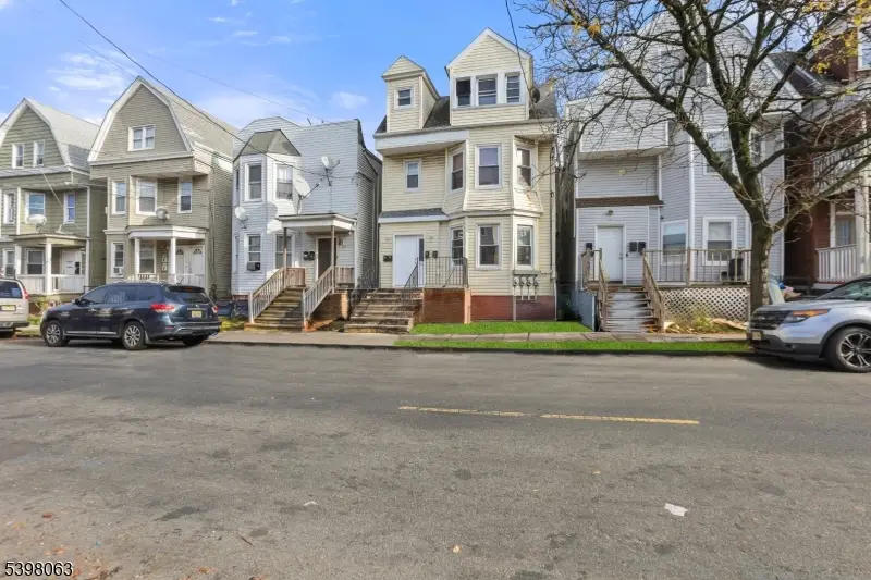 150 S 10th St, Newark, NJ 07107 - Image #2
