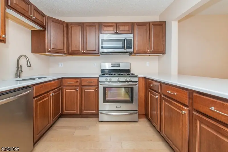 145 Robertson Way, Lincoln Park, NJ 07035 - Image #3