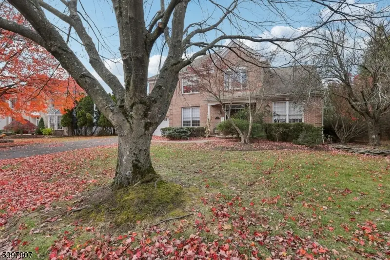 6 Sherry Ct, Preakness, NJ 07470 - Image #2