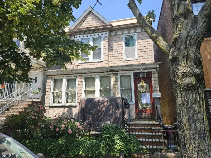 214 Angelique St, Weehawken, NJ 07086 - Image #1