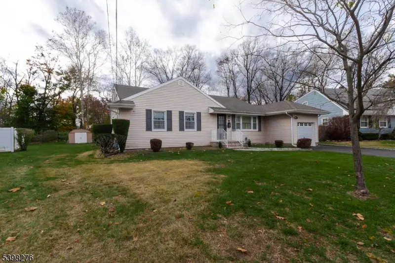 169 Valley View Rd, Hillside, NJ 07205 - Image #2