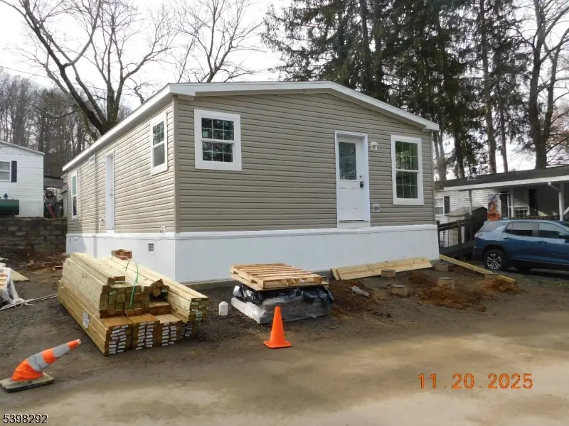 9 Front Street, Oxford, NJ 07863 - Image #2