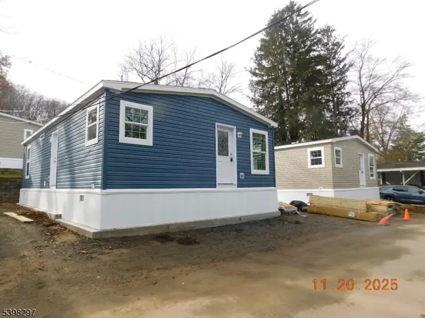 11 Front Street, Oxford Twp., NJ 07863