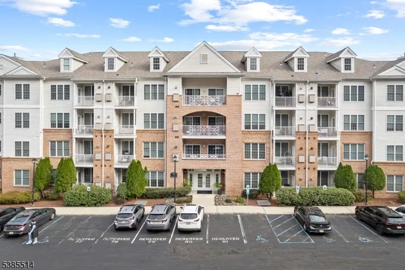 7409 Coventry Ct, Riverdale, NJ 07457 - Image #1