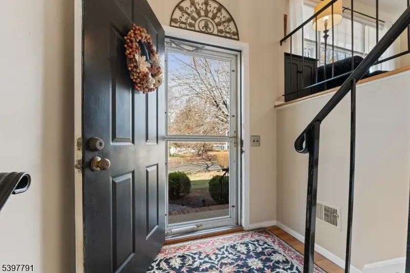 31 Fox Chase Run, Blackwells Mills, NJ 08844 - Image #3