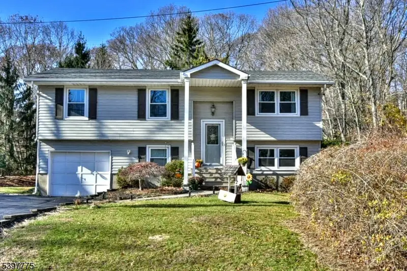 49 Broadway, West Milford, NJ 07480 - Image #3