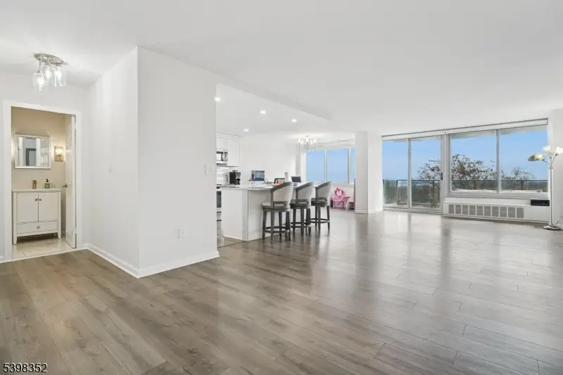 1 Claridge Dr #726, Verona, NJ 07044 - Image #3