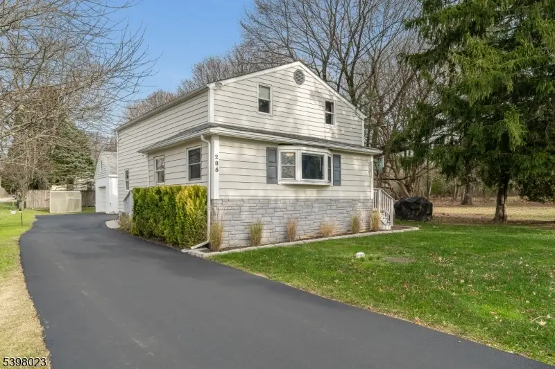 285 County Road 579, Bethlehem Township, NJ 08804 - Image #1