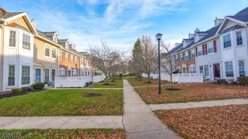 434 Northam Dr, North Brunswick, NJ 08902 - Image #3