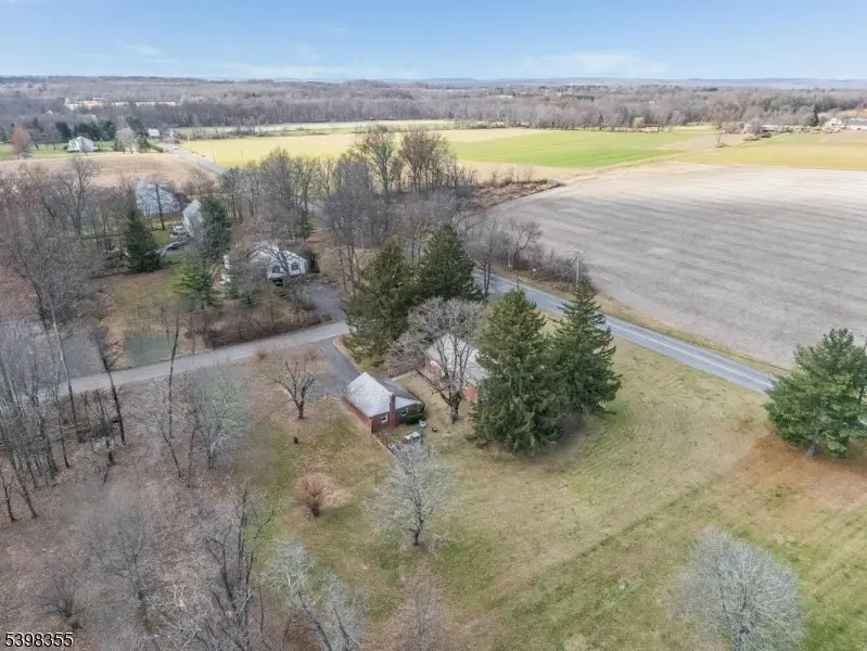 158 Featherbed Lane, Raritan Township, NJ 08822 - Image #2