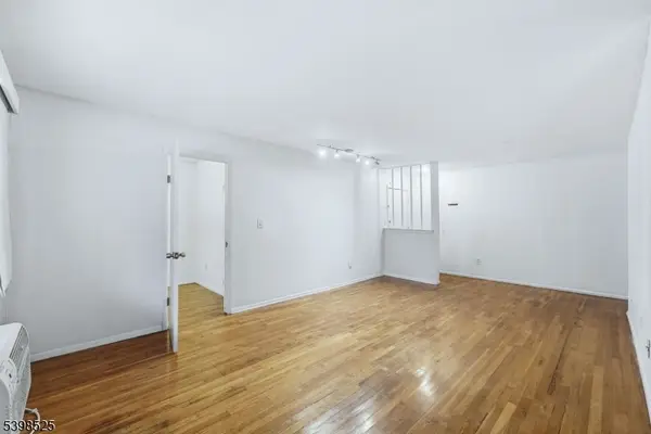 401 Us Highway 22 Apt 40f #F, North Plainfield Boro, NJ 07060